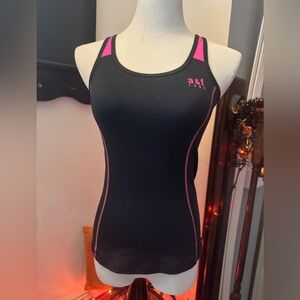 Abercrombie & Fitch black and pink workout tank top #fitness